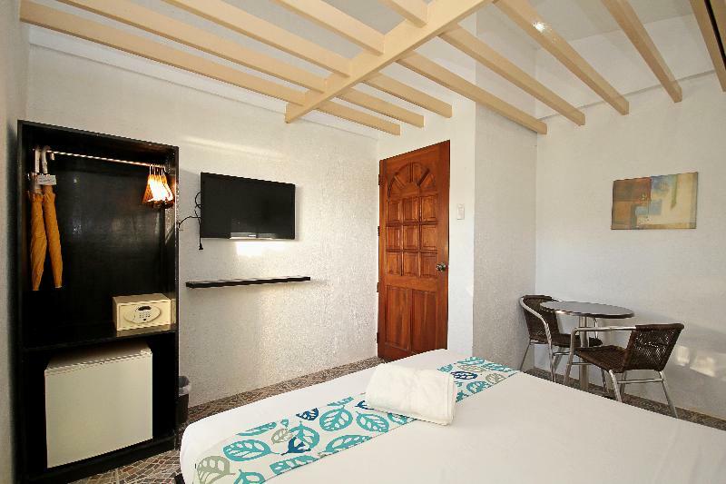 Mr Holidays Hotel Balabag  Экстерьер фото